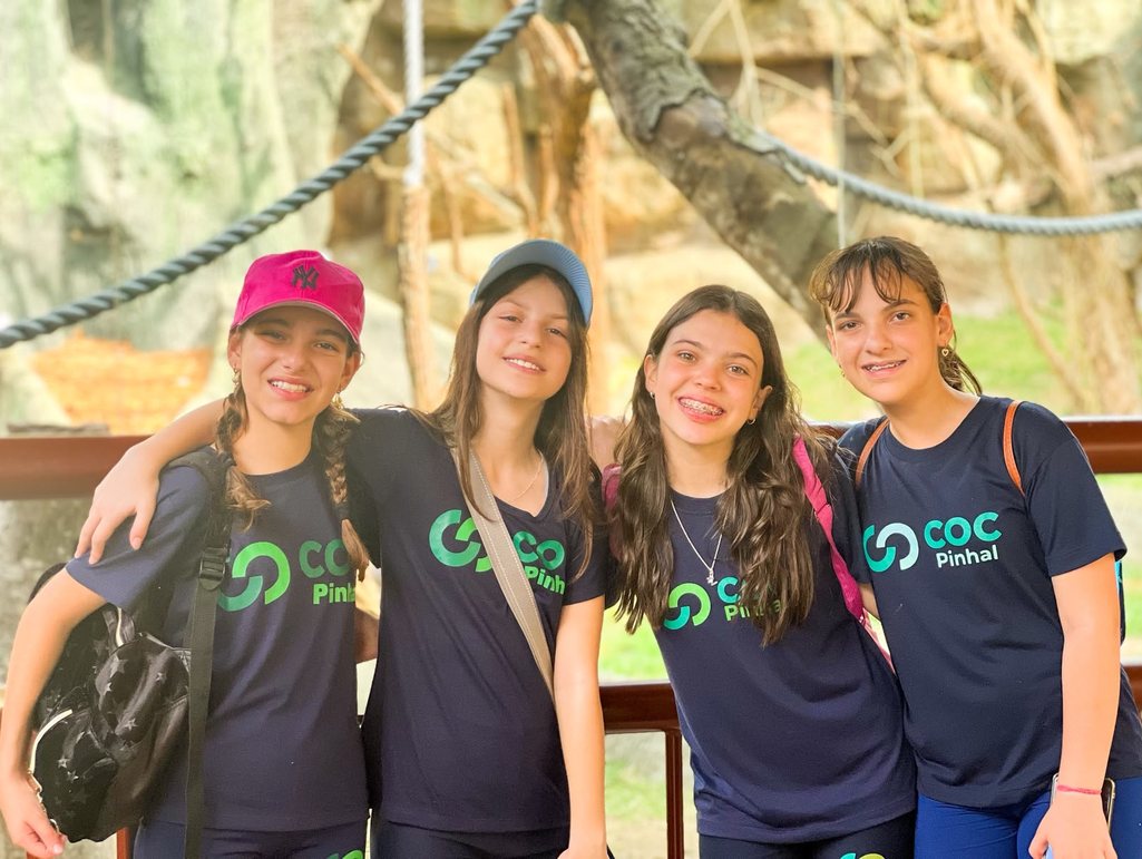 Alunos dos Anos Finais do COC Pinhal em passeio da escola